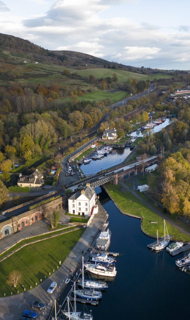 Overhead drone footage of the Bowline at Bowling Harbour 